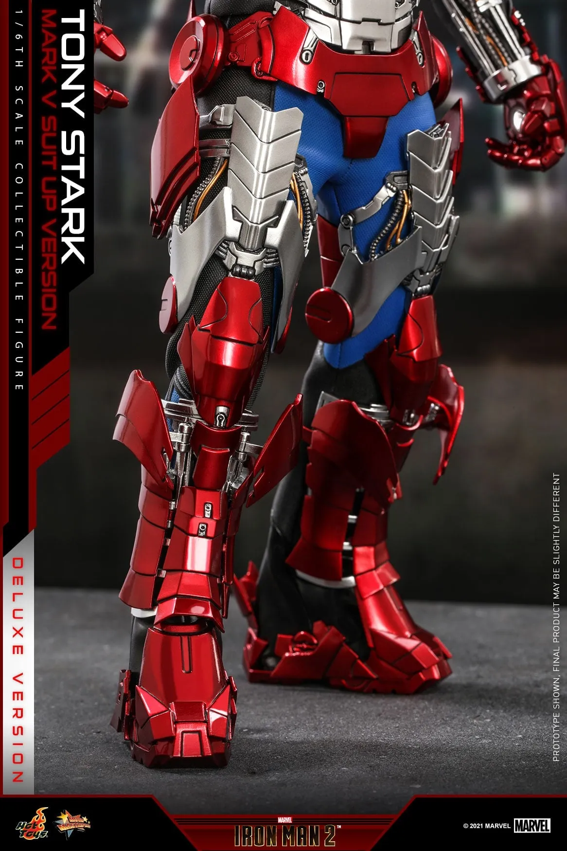 Hot Toys - MMS600 - Iron Man 2 - 1/6th scale Tony Stark (Mark V Suit up Version) Figure (Deluxe Version)
