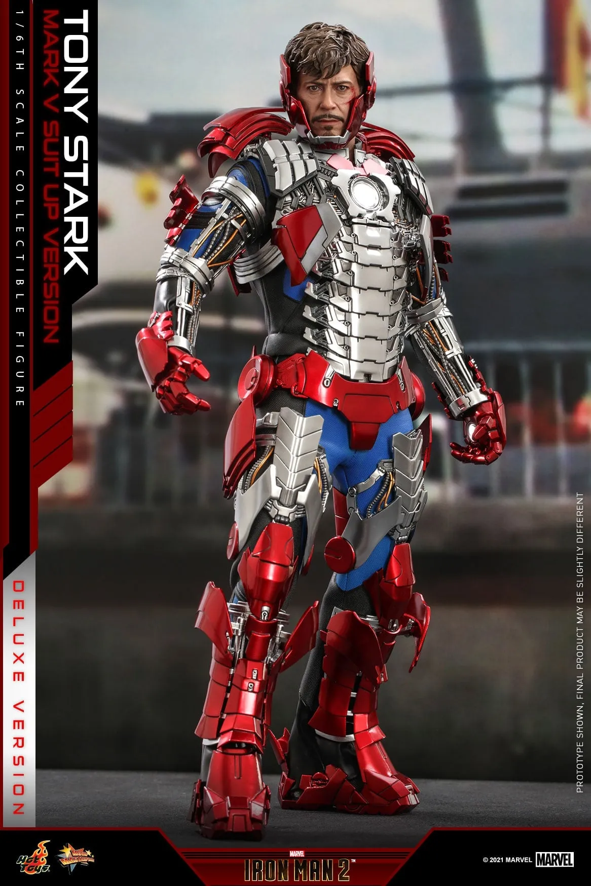 Hot Toys - MMS600 - Iron Man 2 - 1/6th scale Tony Stark (Mark V Suit up Version) Figure (Deluxe Version)