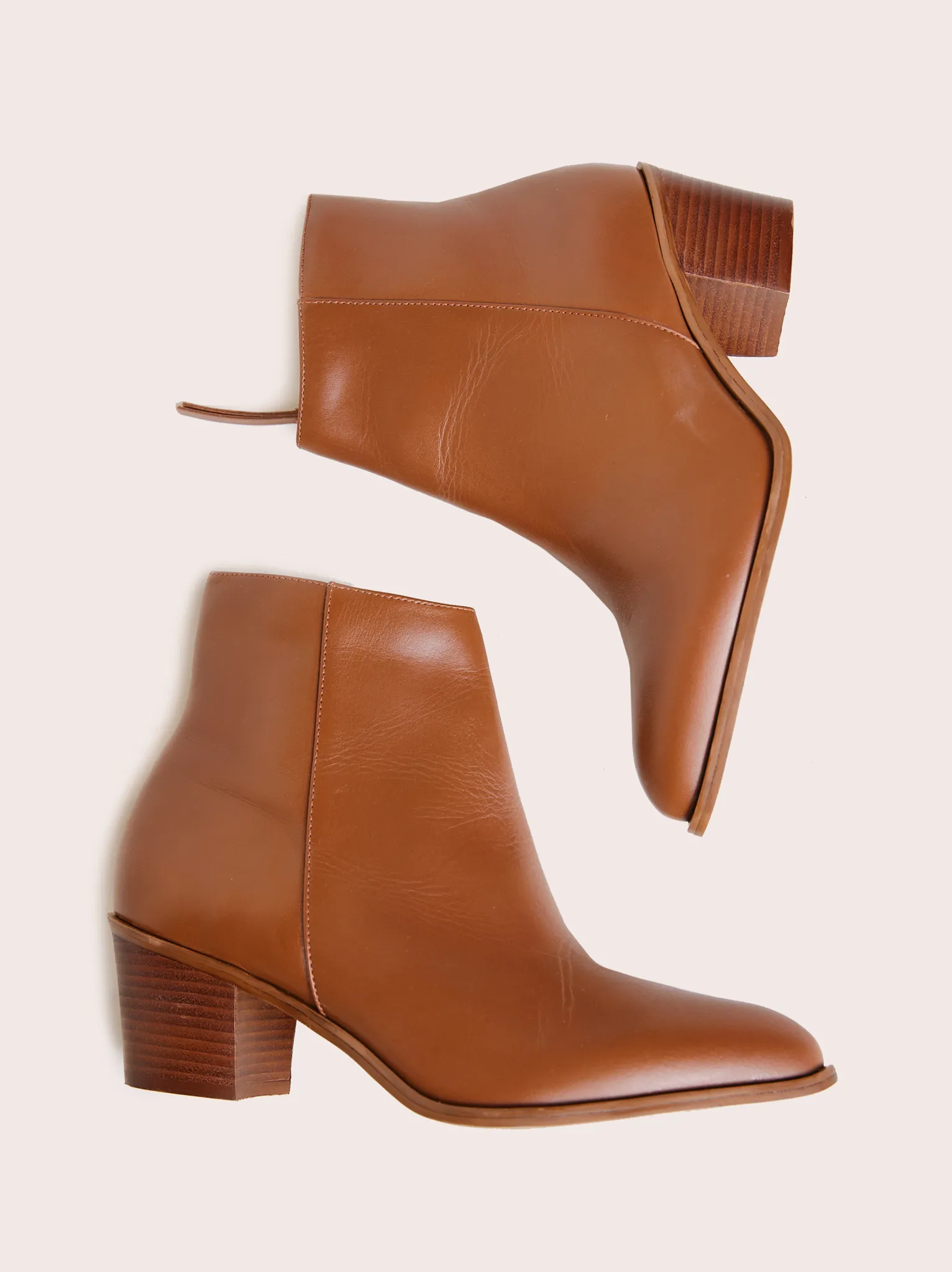 Nikki Boot