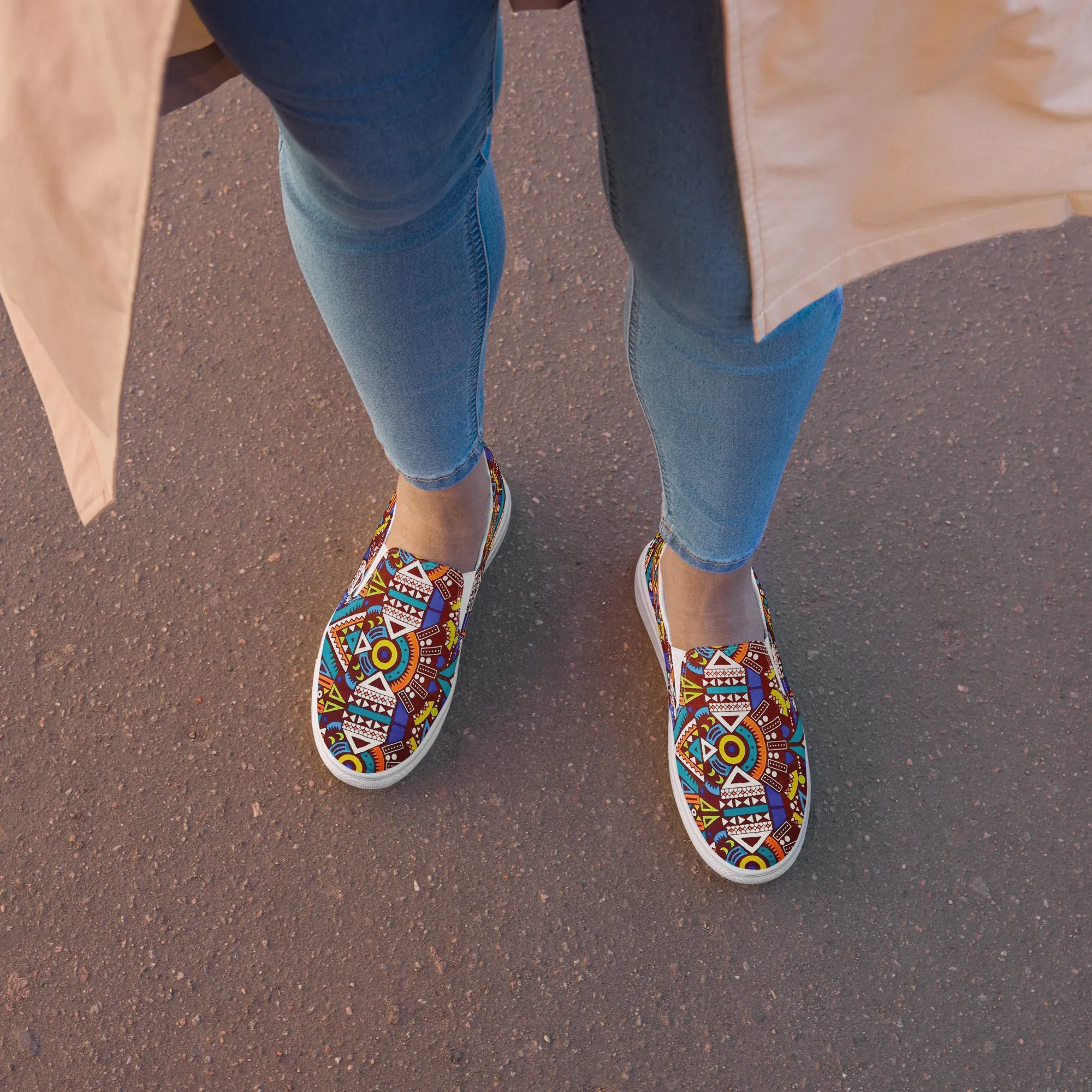 Tozi Aztec Print Women’s Slip-on Canvas Shoes